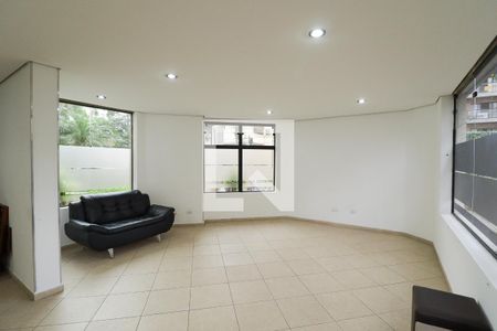 Apartamento à venda com 180m², 3 quartos e 3 vagas Apartamento à venda com 180m², 3 quartos e 3 vagasSalão de Festas