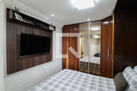 Apartamento à venda com 180m², 3 quartos e 3 vagas Apartamento à venda com 180m², 3 quartos e 3 vagasSuíte