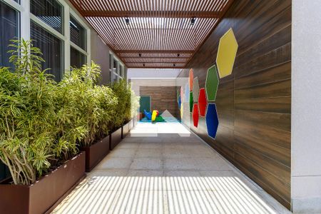 Apartamento para alugar com 72m², 3 quartos e 1 vaga Apartamento para alugar com 72m², 3 quartos e 1 vagaPlayground