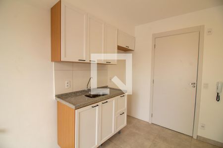 Cozinha de apartamento para alugar com 2 quartos, 40m² em Jardim Caravelas, São Paulo