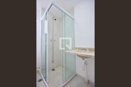 Apartamento à venda com 69m², 3 quartos e 2 vagasBanheiro Suíte