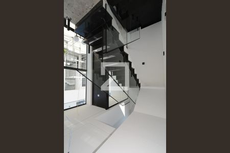 Casa de condomínio para alugar com 350m², 4 quartos e 4 vagasHall de entrada