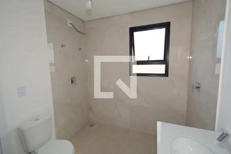 Casa de condomínio para alugar com 350m², 4 quartos e 4 vagasBanheiro da Suíte 1