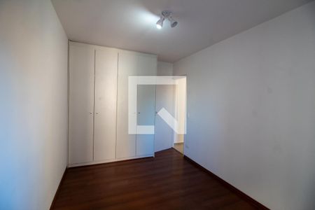 Apartamento à venda com 69m², 2 quartos e 1 vagaQuarto 2