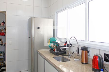 Casa de condomínio para alugar com 112m², 3 quartos e 3 vagasCozinha