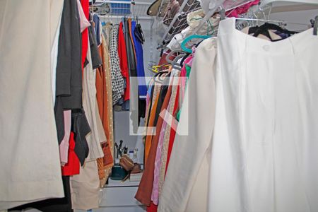 Casa de condomínio para alugar com 112m², 3 quartos e 3 vagasSuíte 1