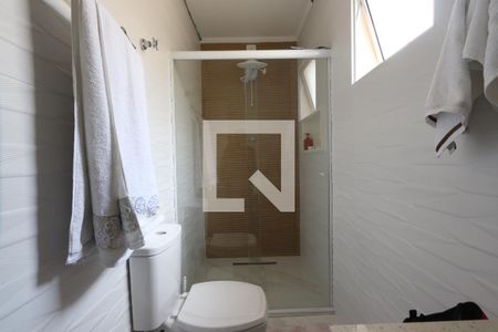 Casa à venda com 300m², 3 quartos e 2 vagasBanheiro da Suíte