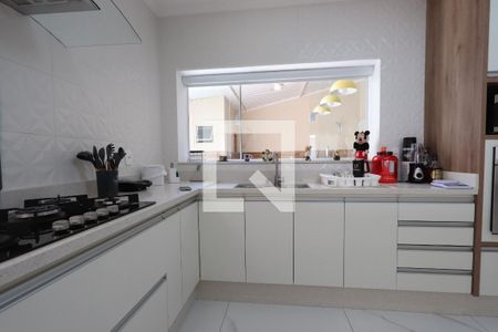 Casa à venda com 300m², 3 quartos e 2 vagasCozinha