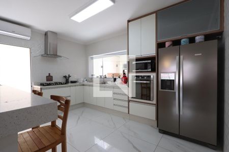 Casa à venda com 300m², 3 quartos e 2 vagasCozinha