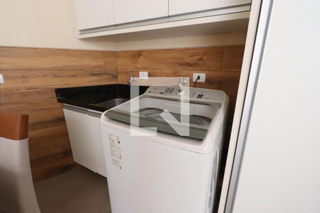Casa à venda com 300m², 3 quartos e 2 vagasLavanderia