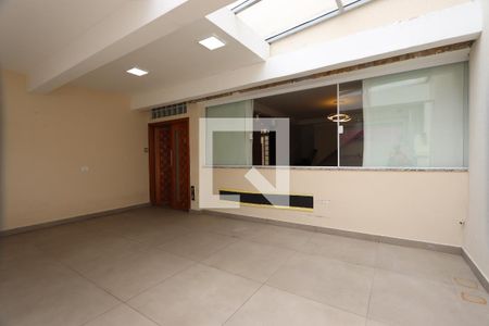 Casa à venda com 300m², 3 quartos e 2 vagasGaragem