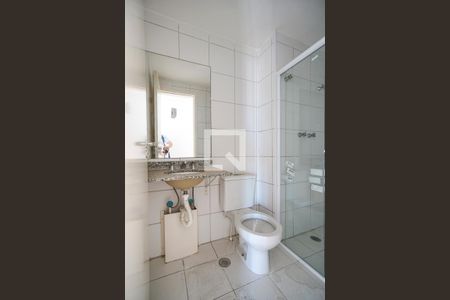 Apartamento à venda com 121m², 2 quartos e 1 vaga Apartamento à venda com 121m², 2 quartos e 1 vagaBanheiro social