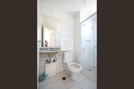 Apartamento à venda com 121m², 2 quartos e 1 vaga Apartamento à venda com 121m², 2 quartos e 1 vagaBanheiro da suíte