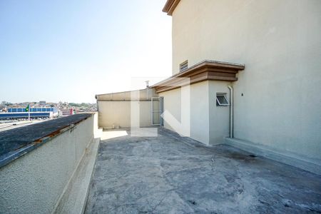 Apartamento à venda com 121m², 2 quartos e 1 vaga Apartamento à venda com 121m², 2 quartos e 1 vagaCobertura