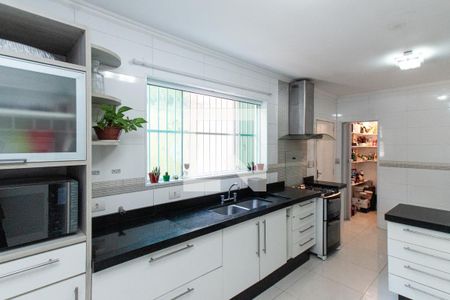 Casa à venda com 240m², 3 quartos e 3 vagasCozinha