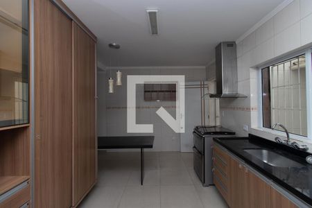 Casa à venda com 180m², 2 quartos e 3 vagasCozinha