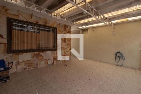 Casa à venda com 180m², 2 quartos e 3 vagasGaragem