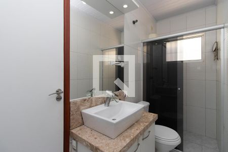 Casa à venda com 180m², 2 quartos e 3 vagasBanheiro da Suíte