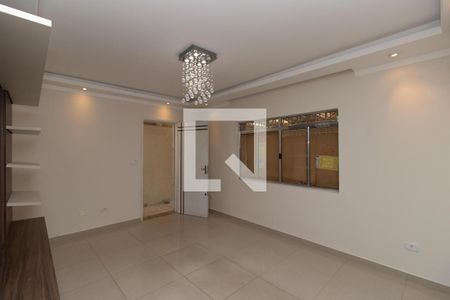 Sala de casa à venda com 2 quartos, 180m² em Parque Edu Chaves, São Paulo