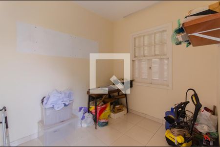 Casa à venda com 195m², 4 quartos e 3 vagasQuarto de Serviço