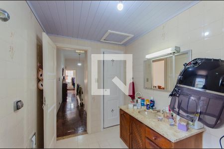 Casa à venda com 195m², 4 quartos e 3 vagasBanheiro 2