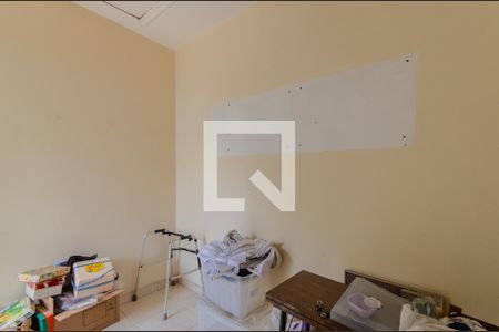 Casa à venda com 195m², 4 quartos e 3 vagasQuarto de Serviço