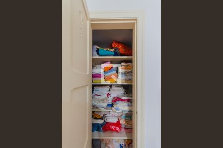 Casa à venda com 195m², 4 quartos e 3 vagasArmário do Corredor dos Quartos