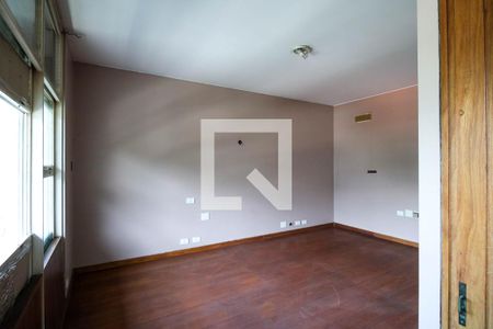 Casa à venda com 1541m², 6 quartos e 5 vagas
