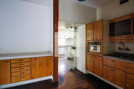 Casa à venda com 1541m², 6 quartos e 5 vagas