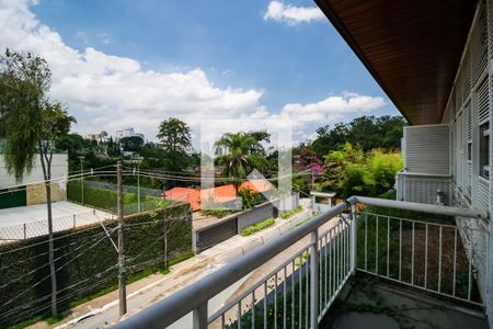 Casa à venda com 6 quartos, 1541m² em Vila Tramontano, São Paulo