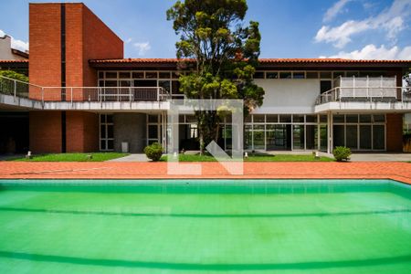 Casa à venda com 1541m², 6 quartos e 5 vagas