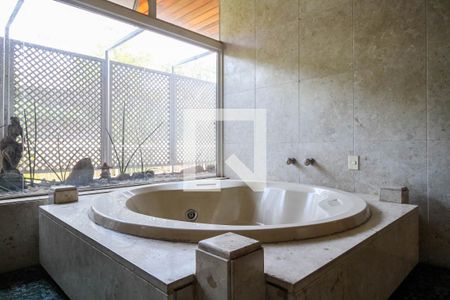 Casa à venda com 6 quartos, 1541m² em Vila Tramontano, São Paulo