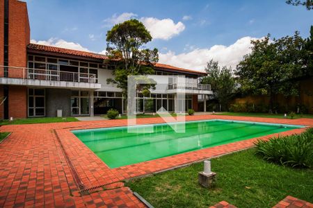 Casa à venda com 1541m², 6 quartos e 5 vagas