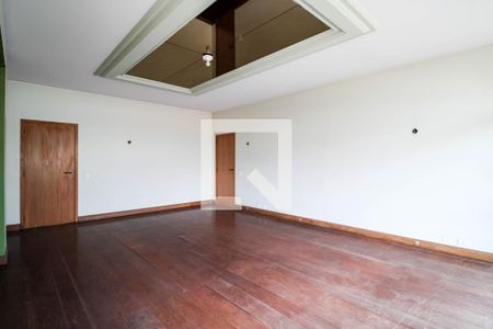 Casa à venda com 1541m², 6 quartos e 5 vagas