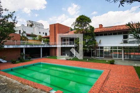 Casa à venda com 6 quartos, 1541m² em Vila Tramontano, São Paulo