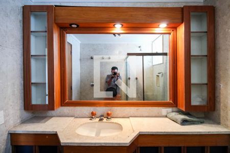 Casa à venda com 1541m², 6 quartos e 5 vagas