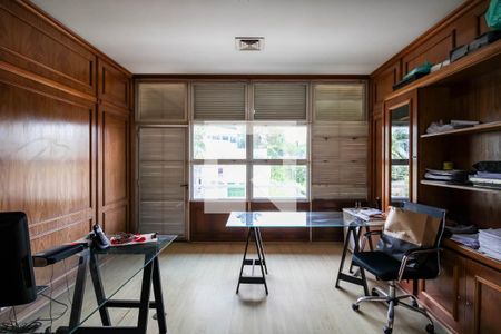 Casa à venda com 1541m², 6 quartos e 5 vagas
