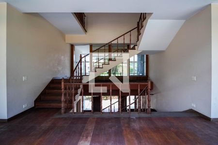 Casa à venda com 1541m², 6 quartos e 5 vagas