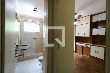 Casa para alugar com 176m², 3 quartos e 2 vagasCorredor piso superior