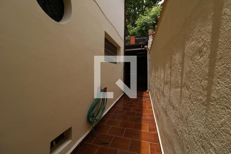 Casa para alugar com 176m², 3 quartos e 2 vagasCorredor externo
