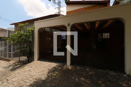 Casa para alugar com 176m², 3 quartos e 2 vagasFachada com a Plaquinha