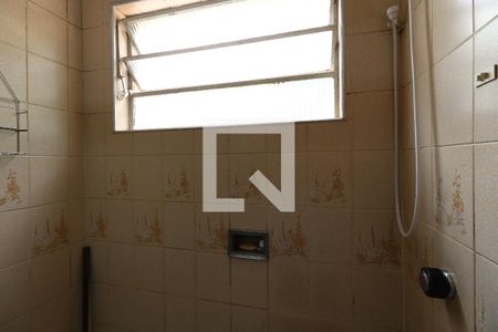 Casa para alugar com 176m², 3 quartos e 2 vagasBanheiro Social - Box