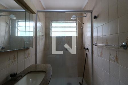 Casa para alugar com 176m², 3 quartos e 2 vagasBanheiro Social