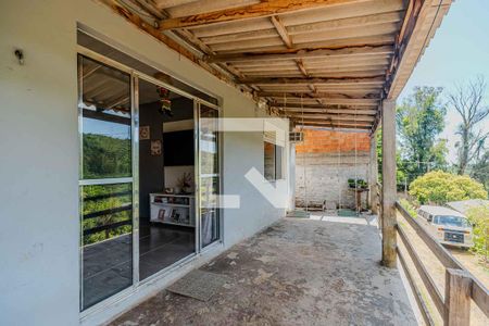 Casa à venda com 112m², 4 quartos e 4 vagasÁrea externa