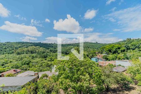 Casa à venda com 112m², 4 quartos e 4 vagasQuarto 2 - Vista