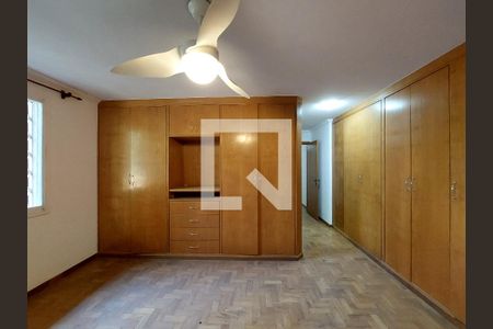 Casa à venda com 402m², 5 quartos e 4 vagasQuarto 5