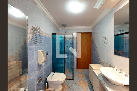 Casa à venda com 402m², 5 quartos e 4 vagasBanheiro 2