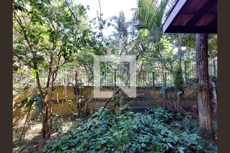 Casa à venda com 402m², 5 quartos e 4 vagasVista - Quarto 5