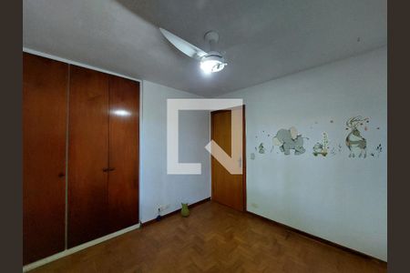 Casa à venda com 402m², 5 quartos e 4 vagasQuarto 4