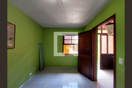 Casa à venda com 402m², 5 quartos e 4 vagasQuarto de Serviço